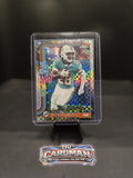 2025 Topps Chrome Future Stars – De’Von Achane – X-Fractor– Miami Dol phins