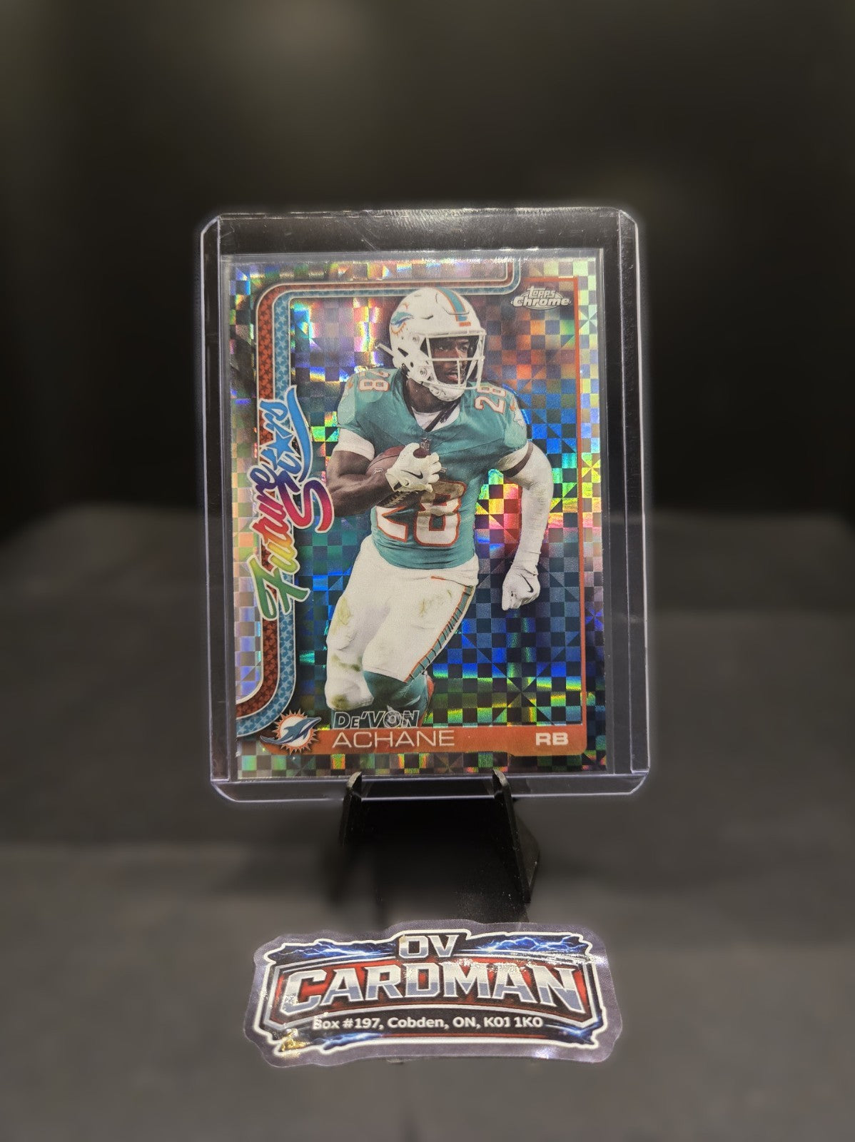 2025 Topps Chrome Future Stars – De’Von Achane – X-Fractor– Miami Dol phins